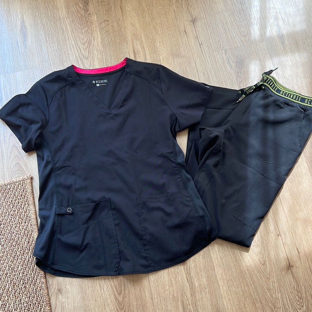 Medcouture M top and bottoms